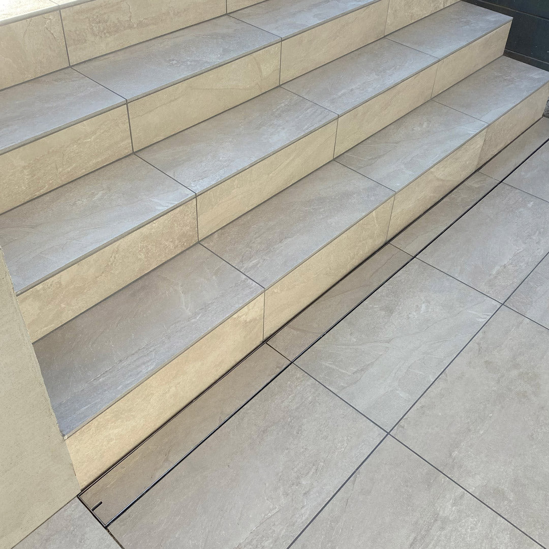 Linear strip drain cover kit